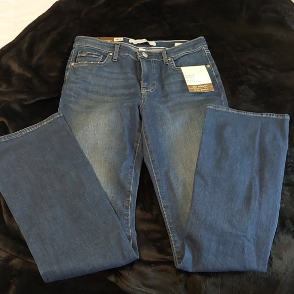 Vintage Boot-Y Jeans - Picture 2 of 4